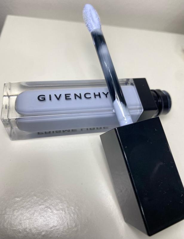 Customer carousel item 6.