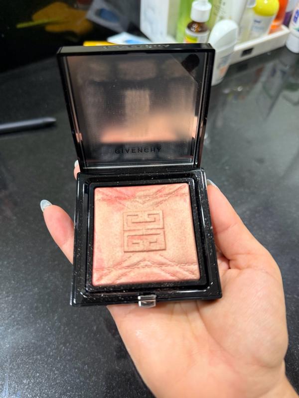 Review Thumbnail Image 1 384537617