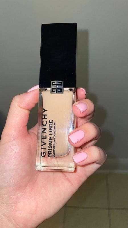 Customer carousel item 12.