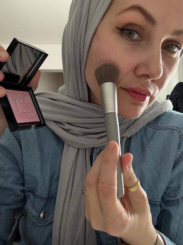 Review Thumbnail Image 1 384818021