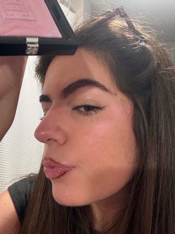 Customer carousel item 4.