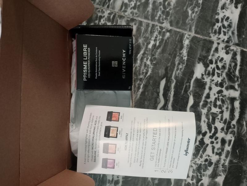 Customer carousel item 8.