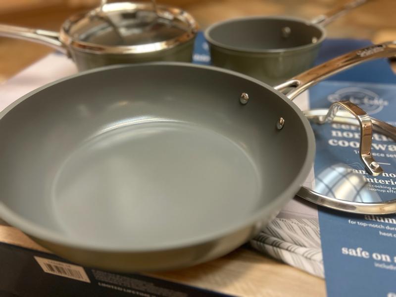 Customer photo for "Beautiful pots, great for everyday use!"