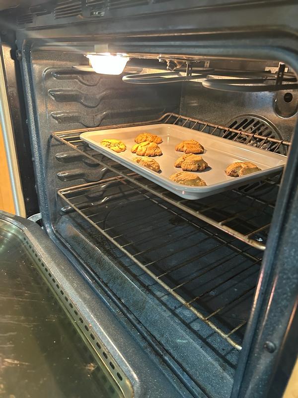 Customer photo for "Perfect for newbie and seasoned bakers"