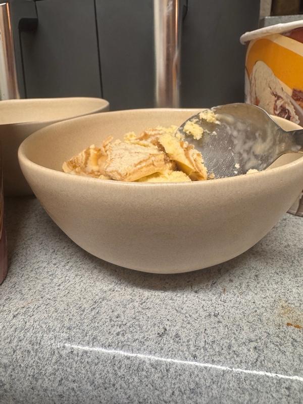 Customer photo for "Cute smooth  dishwasher safe bowls."