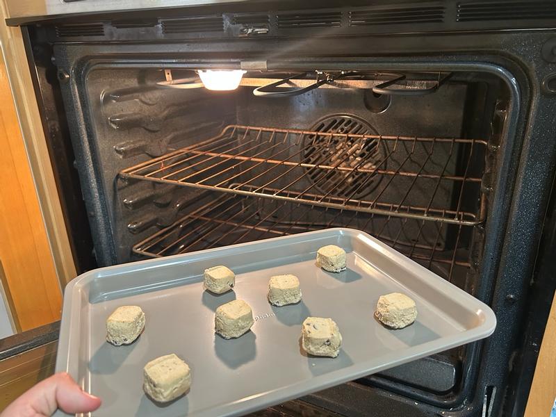 Customer photo for "Perfect for newbie and seasoned bakers"