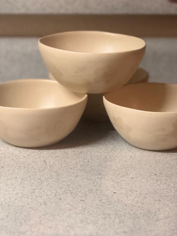 Customer photo for "Cute smooth  dishwasher safe bowls."