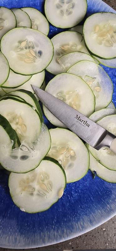 Customer photo for "Beautiful and handy knives set!"