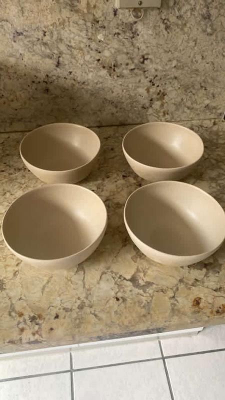 Customer photo for "The Bloomhouse Porto Petals is a ceramic dinnerware set made in Portugal with an elegant floral design, durable quality, and it is microwave and dishwasher safe, perfect for both everyday use and decorative table settings."