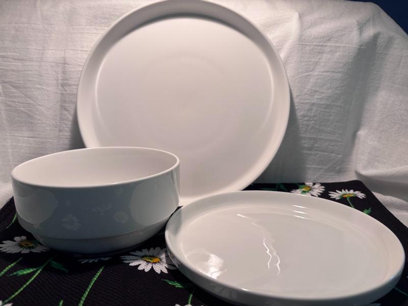 Customer photo for "Stackable and easy to clean"