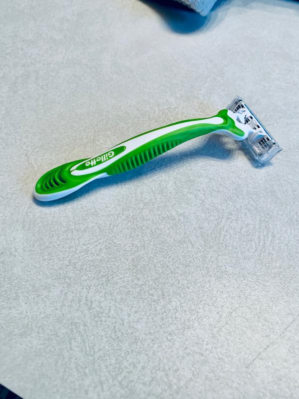 Gillette Sensor3 Sensitive Disposable Razors For Men - 4 Count, Ultra ...