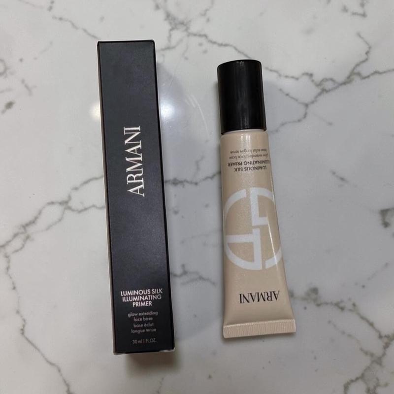 Customer carousel item 9.