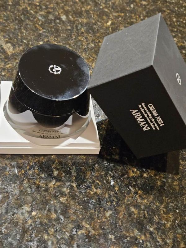Crema Nera The Remodeling Sheer Cream Refillable – Armani Beauty