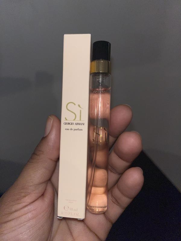 Sì Eau de Parfum Women's Perfume — Fragrance — Armani Beauty