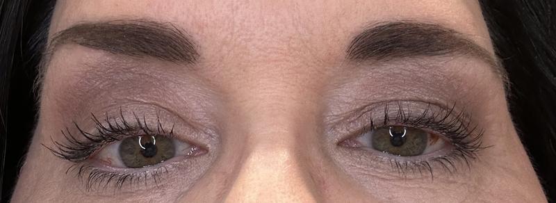 Vertigo Lift on R eye, Classico on L eye.