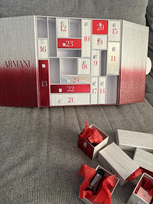 Holiday Advent Calendar Gift Set - Armani Beauty