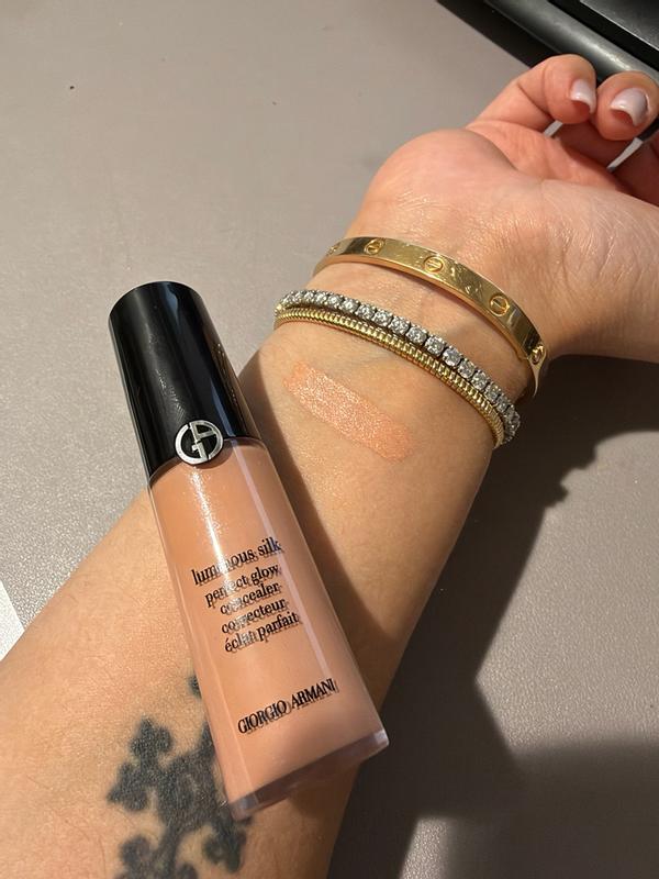 Customer photo for "Great Concealer"