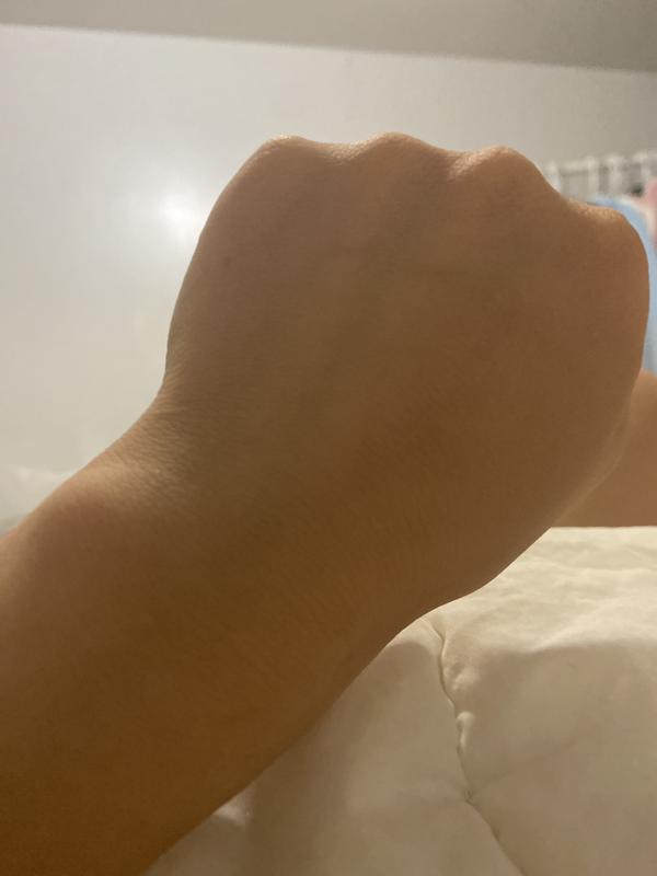 My hand use it ,looks very smoothly