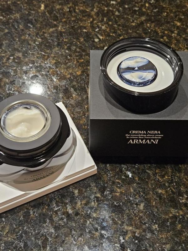Crema Nera The Remodeling Sheer Cream Refillable – Armani Beauty