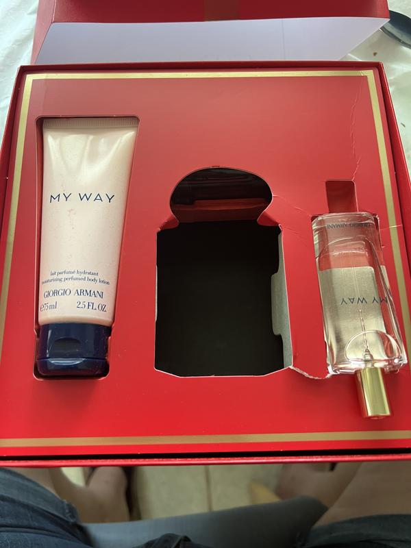 I don’t know if this is normal, but this is the way that I received my order. Everything was there, but I’m Disappointment With the presentation of the product.