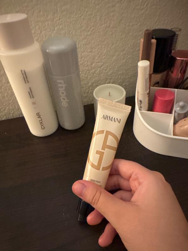 Customer carousel item 1.