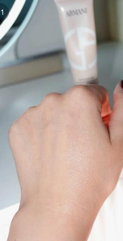 Customer carousel item 8.