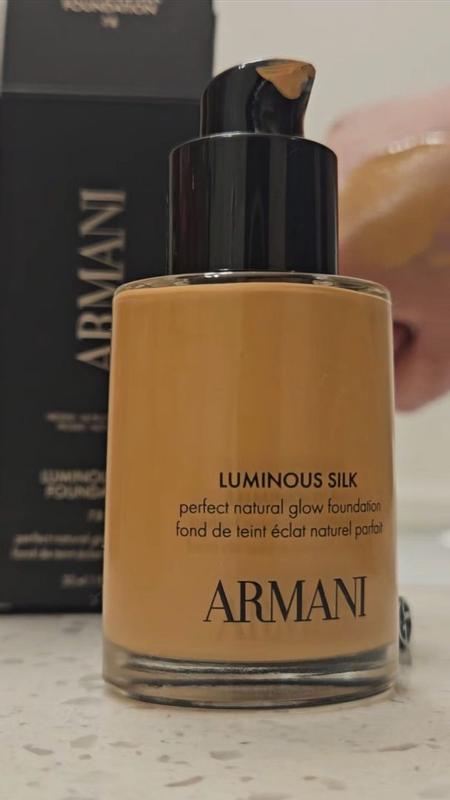 Customer carousel item 6.