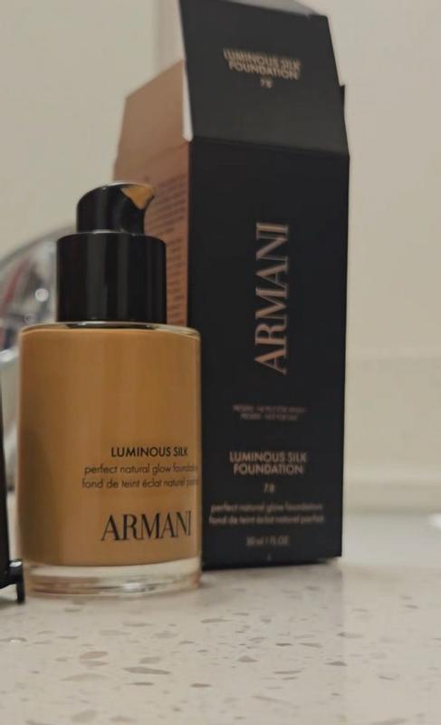 Customer carousel item 8.