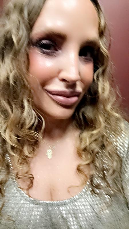 Giorgio Armani actually gave me lashes.🤩