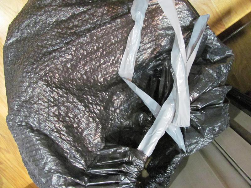 Meijer Large Drawstring Trash Bags, Black 33 Gal, 25 ct
