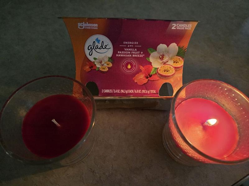 Vanilla Passion Fruit & Hawaiian Breeze® 2in1 Candle | Glade®