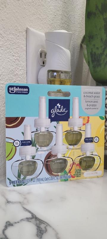 Coconut Water & Beach Grass + Lemon Zest & Poppy PlugIns® Scented Oil