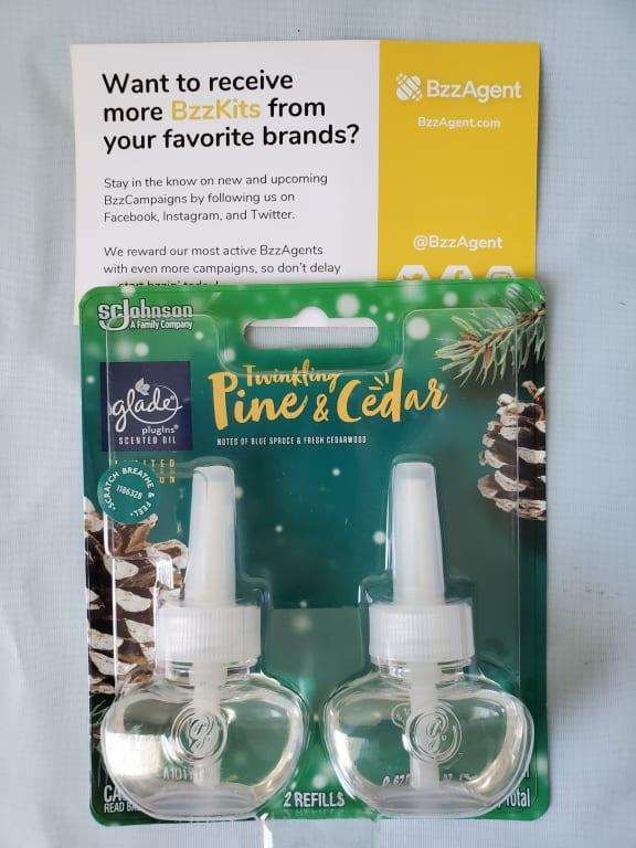 Glade Scented Oil 0.67-oz Twinkling Pine and Cedar Refill Air Freshener  (5-Pack) in the Air Fresheners department at