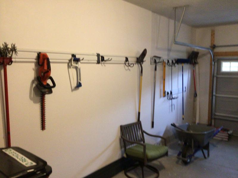 Gladiator Accessory Starter Kit Deluxe GAWA24SKRH, 49 OFF