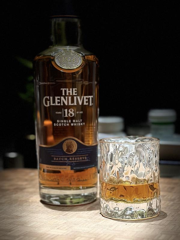 18 Years Speyside Single US Whisky The Malt Scotch - Glenlivet