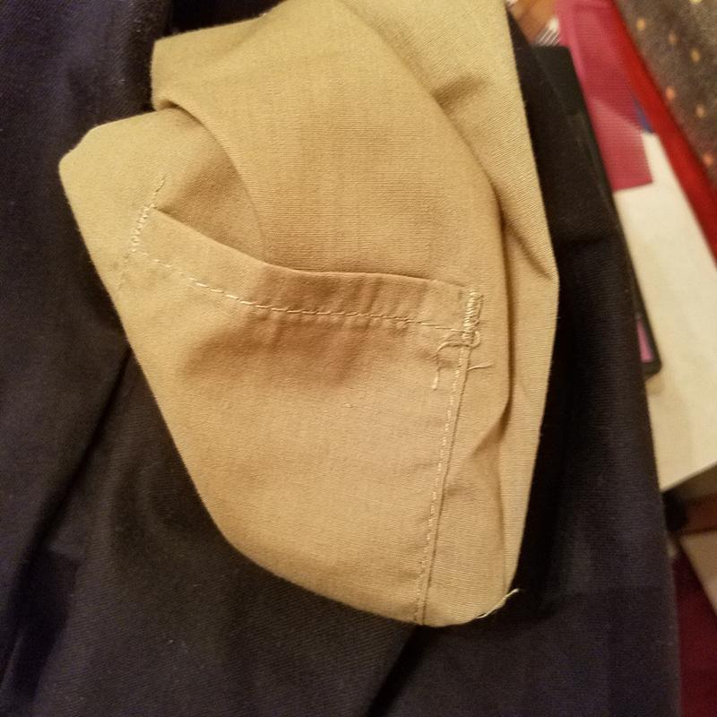 Little pouch in left front pocket