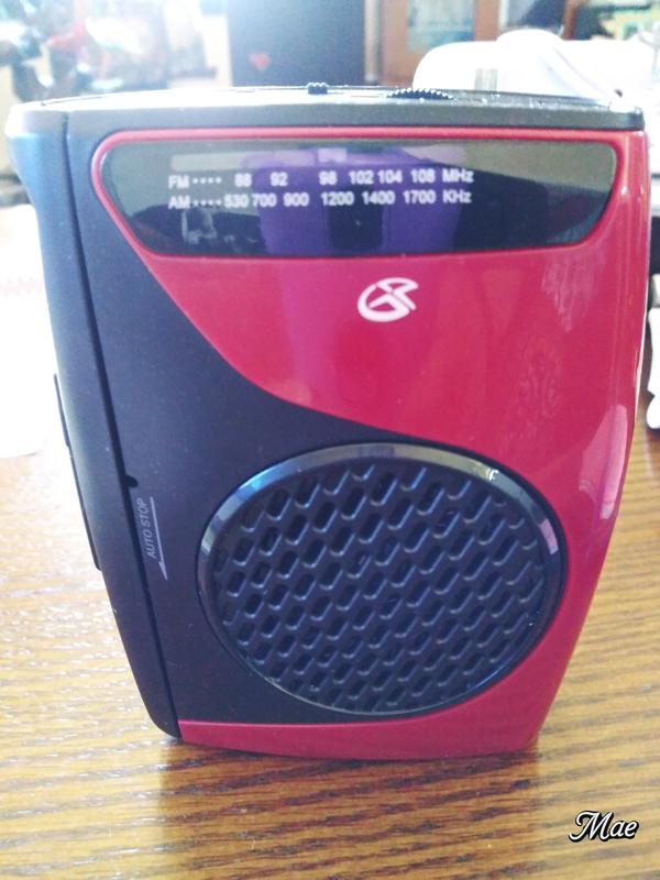 GPX Portable Cassette Player, Compatible With Headphone 3 54 X 1 57 X 4 72 Inches Requires 2 Aa Batteries Not Included Red Black Cas337b Black Red - View #6