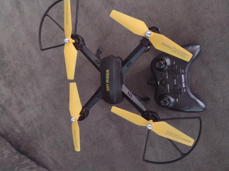 Sky Rider Quadcopter Drone w/Wi-Fi Camera (DRW311)