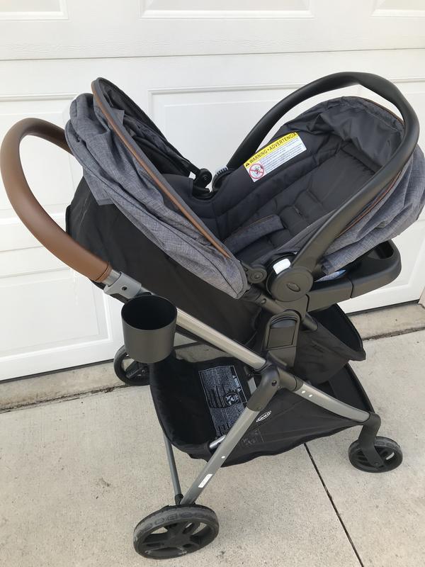 Graco trio travel outlet system