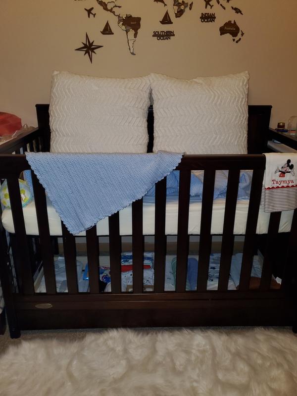 Graco® Hadley 4in1 Convertible Crib with Drawer in Pebble Grey