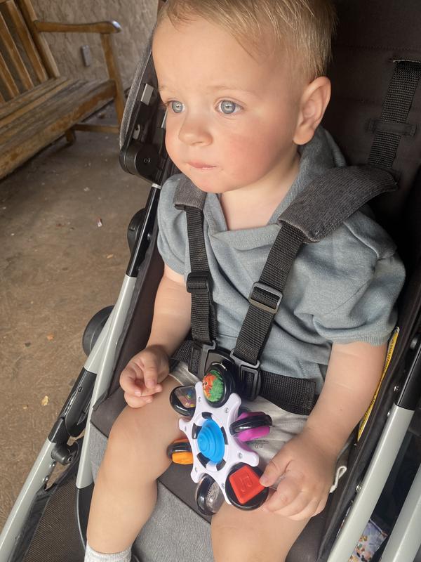 Short king toddler already outgrew the toddler seat