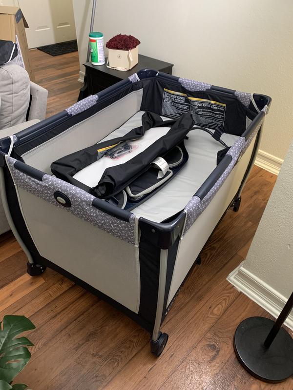 Play yard no changing table