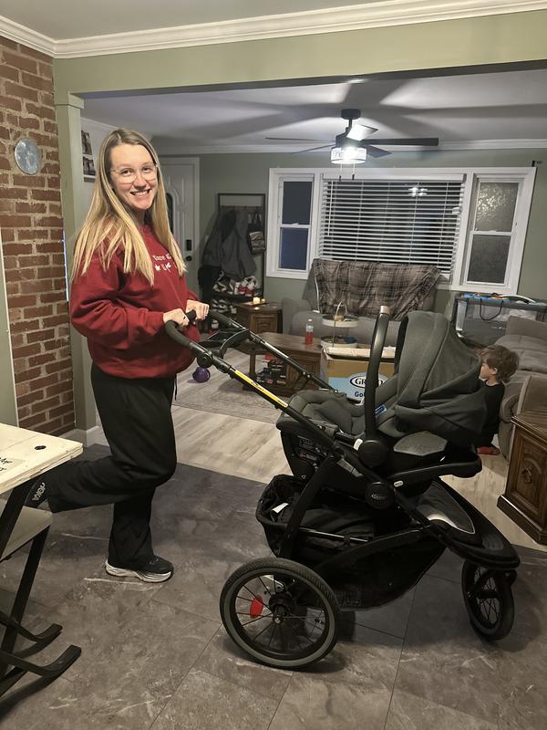 We paired our seat with the graco jogger