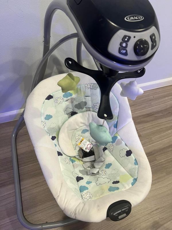 Graco butterfly swing sale
