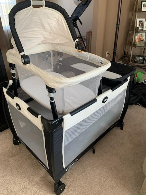 Graco pack and play cheap day2dream