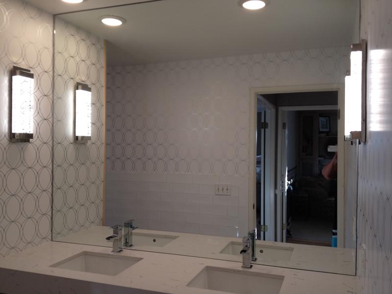 wallpaper in new bath