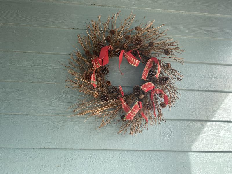 Day #10- Twig and Pinecone Wreath- 12 Days of Door Decor