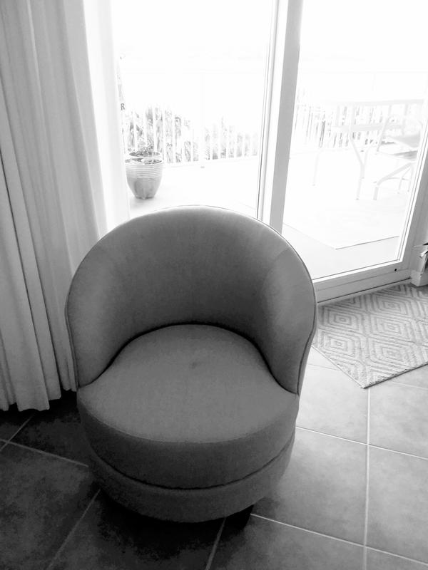 Grandin road discount phoebe swivel chair