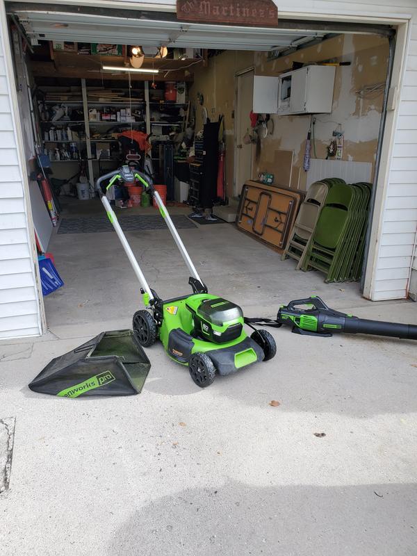 Greenworks pro 60v self deals propelled mower