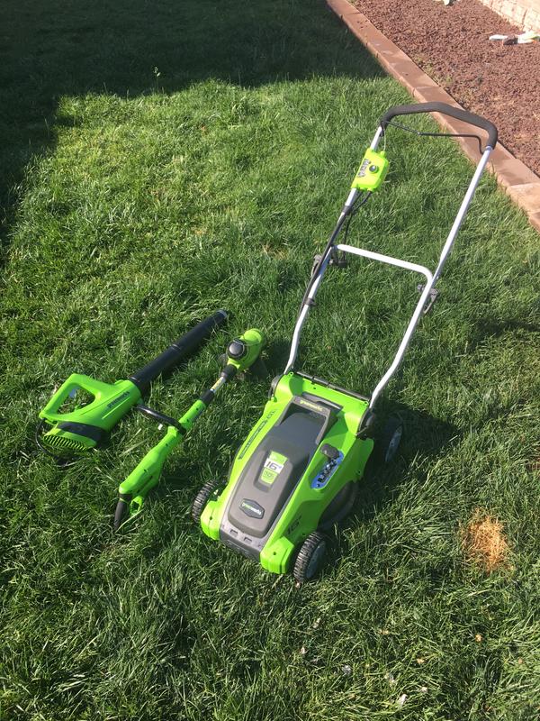 Greenworks 14-in Straight Shaft Electric String Trimmer